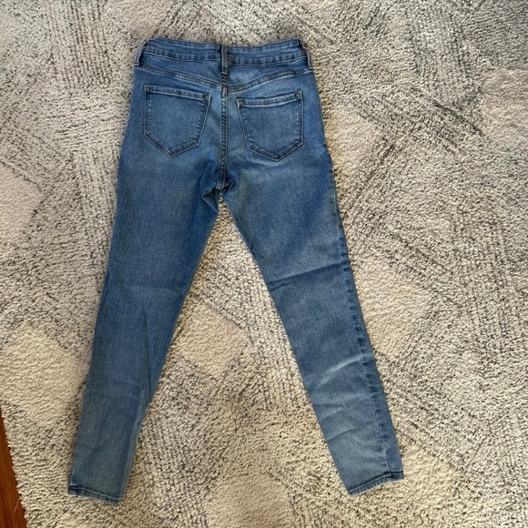 Old Navy women’s Rockstar blue jeans denim straight leg size 2 26 NWOT boho punk - Picture 9 of 9
